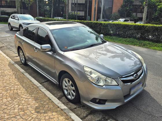SUBARU LEGACY 2.0 4X4 SEDAN 16V GASOLINA 4P AUTOMÁTICO SUBARU LEGACY 2.0 4X4 SEDAN 16V GASOLINA 4P AUTOMÁTICO